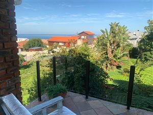 4 Bed House in Dana Bay