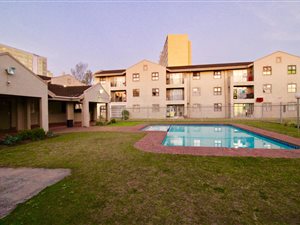 3 Bed Apartment in Sydenham