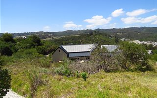 574 m² Land available in Eastford Cove