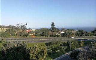 2 Bedroom Apartment in Athlone Park