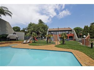 2 Bed Townhouse in Sunninghill