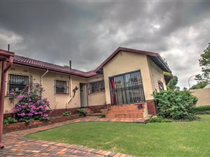 3 Bed House in Marais Steyn Park