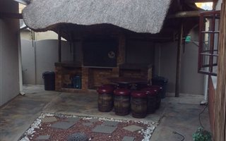 1 Bedroom Garden Cottage in Impala Park