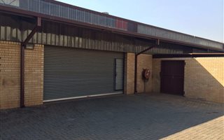 618 m² Industrial space in Rooihuiskraal