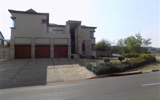 4 Bedroom House in Aspen Hills