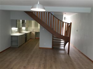 2 Bedroom Duplex in Bordeaux