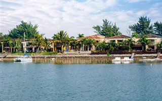 5 Bedroom House in Meerensee
