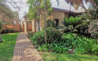 4 Bedroom House in Ladanna