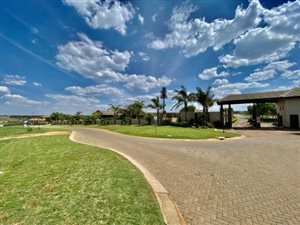 8589 m² Land available in Mooikloof Glen
