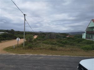 948 m² Land available in Pearly Beach