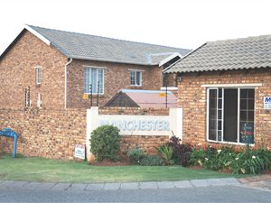 2 Bedroom Townhouse in Chloorkop