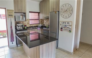 2 Bedroom Townhouse in Pretorius Park