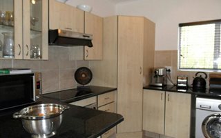 2 Bedroom Townhouse in Eagle Canyon Golf Estate