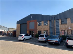 380 m² Industrial space in Hughes