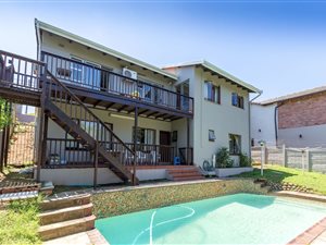 3 Bed House in Carrington Heights