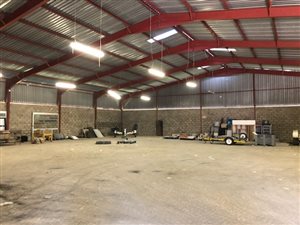 810 m² Commercial space in East Bank