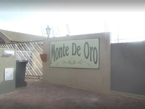 2 Bed Townhouse in Allens Nek