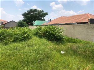 400 m² Land available in Vosloorus