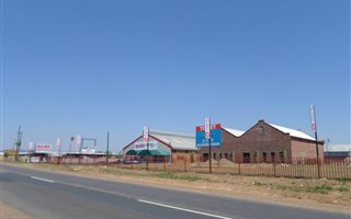 Industrial space in Bon Accord