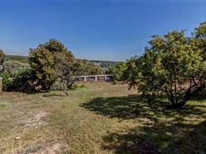 1045 m² Land available in Bryanston West