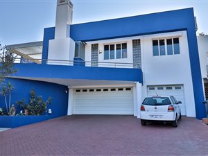 4 Bed House in Waterkloof Ridge