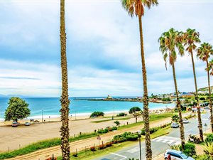 2 Bed Apartment in Santos Bay