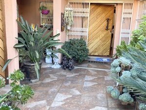 3 Bed Townhouse in Arcon Park