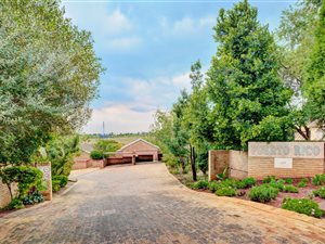 2 Bed Townhouse in Honeydew Ridge