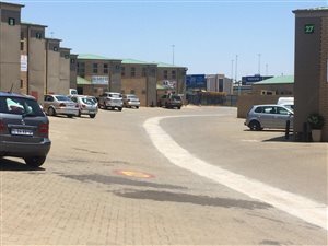 173 m² Industrial space in Bartlett