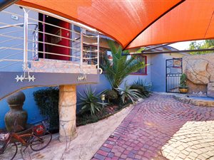 4 Bed House in Linmeyer