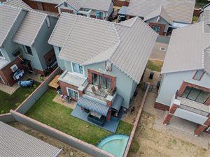 4 Bed Cluster in Meyersdal Nature Estate