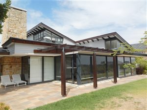 4 Bed House in Arabella Country Estate