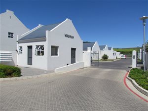3 Bed House in Nuutgevonden