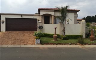 3 Bedroom House in Munsieville South