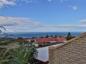 6 Bed House in Dana Bay
