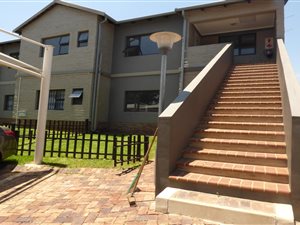 3 Bed Apartment in Rynfield AH