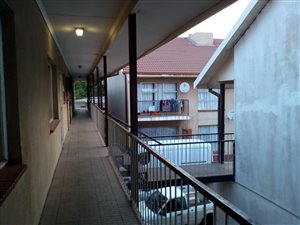 2 Bedroom House in Vanderbijlpark CE2