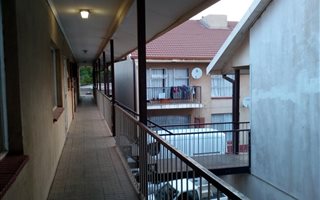 2 Bedroom House in Vanderbijlpark CE2