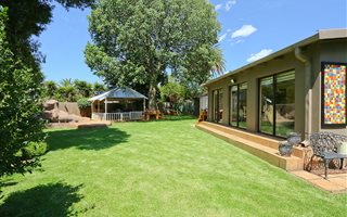 4 Bedroom House in Linden