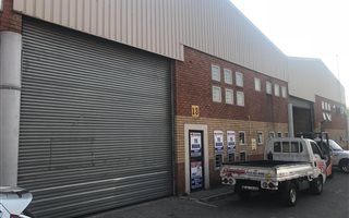 505 m² Industrial space in Gateway Industrial Park