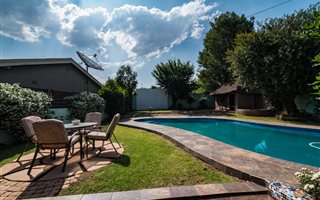 4 Bedroom House in Witpoortjie