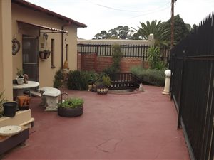 3 Bed House in Krugersdorp West