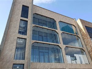 82 m² Commercial space in Overport