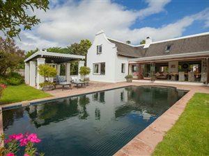 4 Bed House in Fancourt