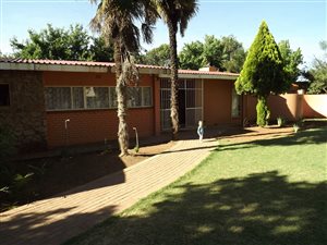 3 Bedroom House in Irene Park