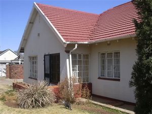3 Bedroom House in Ellaton