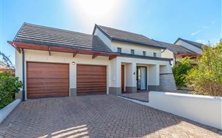 3 Bedroom House in Schonenberg Estate