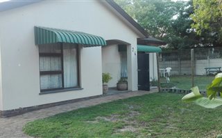 3 Bedroom House in De La Haye