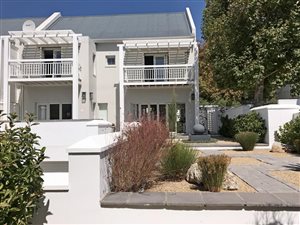 3 Bed Duplex in Steenberg