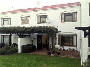 3 Bed Townhouse in Longdown